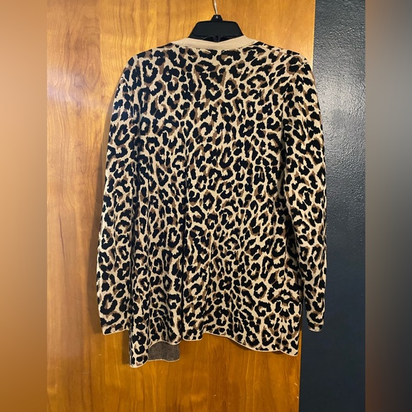 Leopard cardigan!!! - Picture 3 of 3